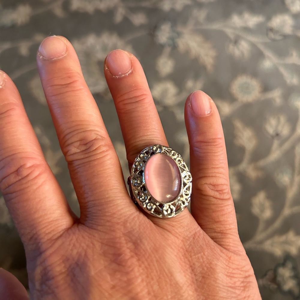 Fashion Statement Ring NWOT